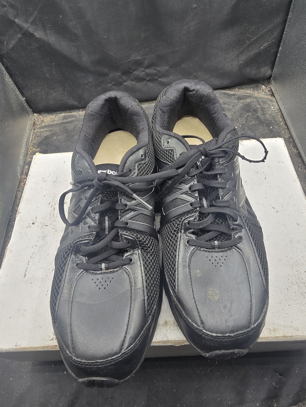 New Balance Men's Black Athletic Walking Shoes 847v2 2017